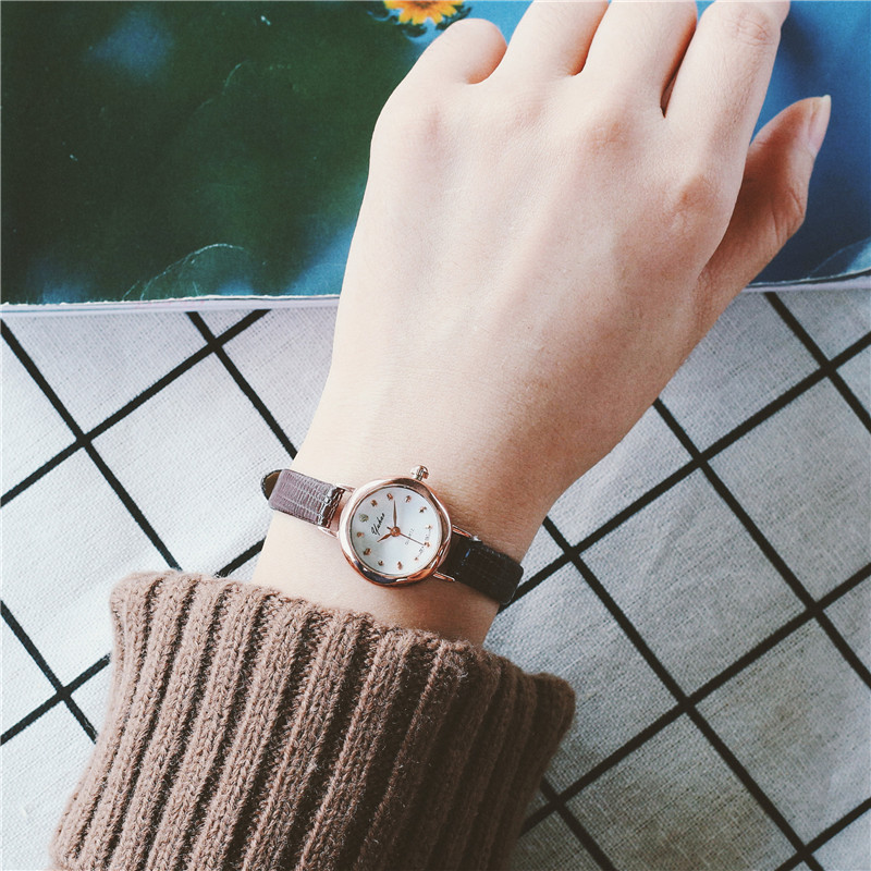 韓國時尚文藝范皮帶女表韓版簡約學生復古潮流小巧小表盤時裝手表